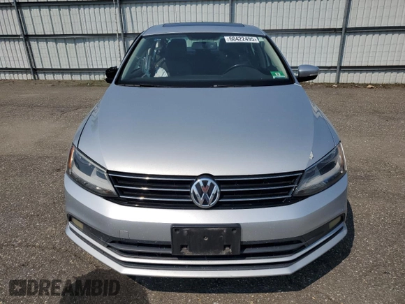 2015 Volkswagen Jetta SE с VIN 3VWD17AJ2FM350408, выставлен на аукционе Copart как лот 60422495 с пробегом 137 473 миль миль и Списание • Salvage title. История ставок и продаж доступна на DreamBid. Изображение 5.
