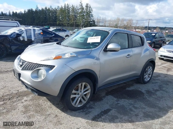 2012 Nissan Juke SV with VIN JN8AF5MVXCT120188, listed as a IAAI auction lot 41820302 with 140,024 mi miles. Bid and sale history available at carsss.com. Image 2.
