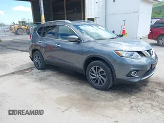 2016 Nissan Rogue SV z VIN 5N1AT2MV3GC760084, wystawiony jako IAAI lot #42201642 z przebiegiem 79 144 mil mil oraz . Historia ofert i sprzedaży dostępna na DreamBid. Obrazek 1.