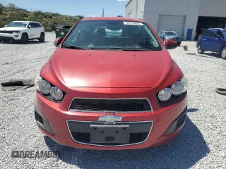 2012 Chevrolet Sonic LS z VIN 1G1JA6SH0C4113041, wystawiony jako Copart lot #58743055 z przebiegiem 69 453 mil mil oraz Szkoda całkowita • Salvage title. Historia ofert i sprzedaży dostępna na DreamBid. Obrazek 5.