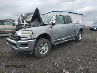 2020 Ram 2500 Laramie z VIN 3C6UR5FL4LG119330, wystawiony jako Copart lot #57285555 z przebiegiem 45 832 mil mil oraz Szkoda całkowita • Salvage title. Historia ofert i sprzedaży dostępna na DreamBid. Obrazek 1.