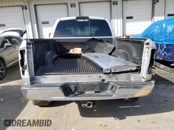 2007 Dodge Ram 2500 SLT with VIN 1D7KS28C87J535598, listed as a Copart auction lot 44952255 with 323,497 mi miles and Salvage Title. Bid and sale history available at carsss.com. Image 6.