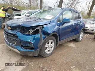 2019 Chevrolet Trax LT z VIN 3GNCJLSB1KL281331, wystawiony jako IAAI lot #41944818 z przebiegiem 119 314 mil mil oraz . Historia ofert i sprzedaży dostępna na DreamBid. Obrazek 2.