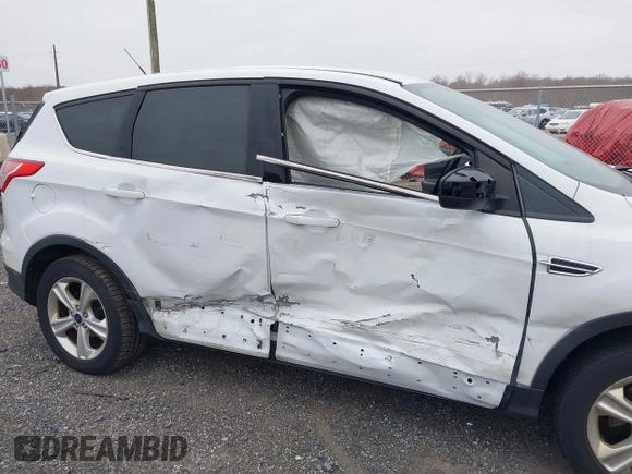 2013 Ford Escape SE with VIN 1FMCU9GXXDUD25032, listed as a IAAI auction lot 41780594 with 160,152 mi miles. Bid and sale history available at carsss.com. Image 6.