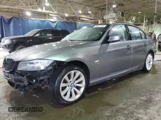 2011 BMW 3 Series 328i xDrive with VIN WBAPK7C5XBF196213, listed as a Copart auction lot 49813105 with 220,244 mi miles and Clean Title. Bid and sale history available at carsss.com. Image 1.