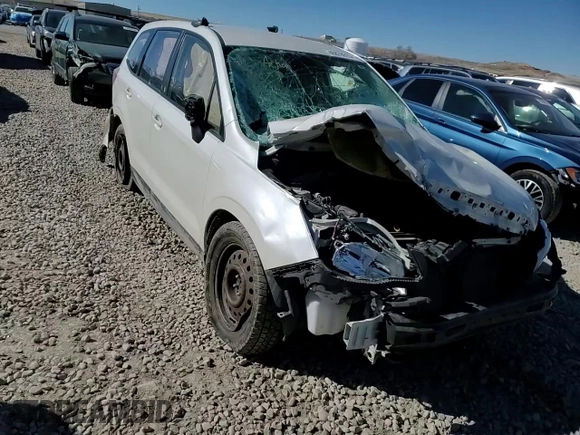 2015 Subaru Forester 2.5i with VIN JF2SJAAC6FG500198, listed as a Copart auction lot 46878915 with Not Provided miles and Salvage Title. Bid and sale history available at carsss.com. Image 11.