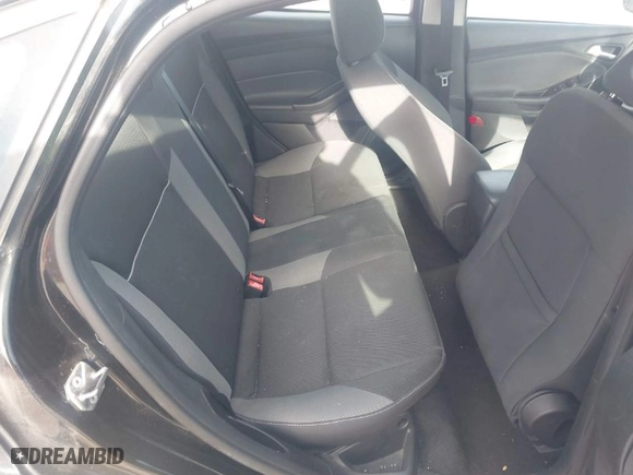 2014 Ford Focus SE with VIN 1FADP3F28EL432306, listed as a IAAI auction lot 41862236 with 136,882 mi miles. Bid and sale history available at carsss.com. Image 8.