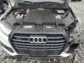 2019 Audi Q7 Prestige z VIN WA1VAAF7XKD033865, wystawiony jako Copart lot #50088745 z przebiegiem 82 716 mil mil oraz Szkoda całkowita • Salvage title. Historia ofert i sprzedaży dostępna na DreamBid. Obrazek 12.