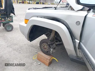 2007 Jeep Commander Sport с VIN 1J8HG48P47C556787, выставлен на аукционе IAAI как лот 42695897 с пробегом 146 272 миль миль и . История ставок и продаж доступна на DreamBid. Изображение 12.
