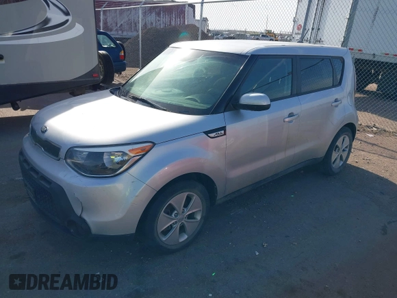 2015 Kia Soul with VIN KNDJN2A29F7764236, listed as a IAAI auction lot 42036696 with 120,623 mi miles. Bid and sale history available at carsss.com. Image 2.