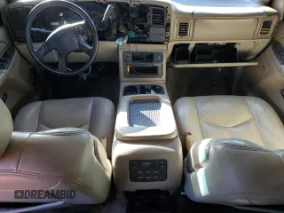 2006 GMC Yukon XL SLT z VIN 3GKFK16Z46G102197, wystawiony jako Copart lot #89339165 z przebiegiem 192 949 mil mil oraz Szkoda całkowita • Salvage title. Historia ofert i sprzedaży dostępna na DreamBid. Obrazek 8.