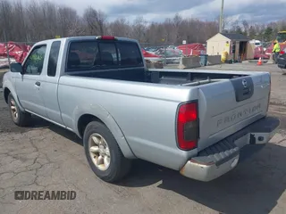 2002 Nissan Frontier XE с VIN 1N6DD26S52C328104, выставлен на аукционе IAAI как лот 41900063 с пробегом 199 436 миль миль и . История ставок и продаж доступна на DreamBid. Изображение 3.