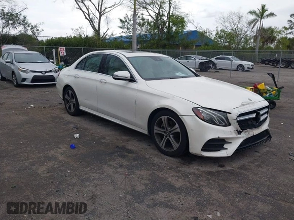 2018 Mercedes-Benz E-Class E 300 with VIN WDDZF4JB2JA350535, listed as a IAAI auction lot 41615741 with 148,004 mi miles. Bid and sale history available at carsss.com. Image 1.