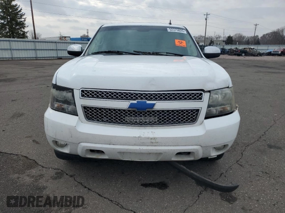 2007 Chevrolet Suburban LTZ with VIN 3GNFK16397G310902, listed as a Copart auction lot 52375025 with 209,421 mi miles and Salvage Title. Bid and sale history available at carsss.com. Image 5.