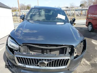 2022 Volvo XC90 Momentum with VIN YV4A22PK7N1837148, listed as a IAAI auction lot 41733774 with 33,709 mi miles and . Bid and sale history available at DreamBid. Image 13.