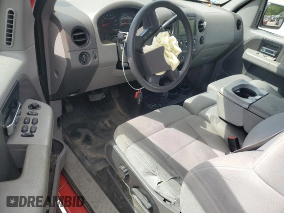2008 Ford F-150 STX z VIN 1FTRX14W38FB37563, wystawiony jako Copart lot #56236475 z przebiegiem 185 648 mil mil oraz Szkoda całkowita • Salvage title. Historia ofert i sprzedaży dostępna na DreamBid. Obrazek 8.