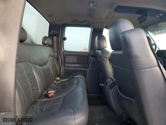 2001 Chevrolet Silverado 1500 LT with VIN 1GCEK19T21E144172, listed as a Copart auction lot 85363674 with 268,895 mi miles and Salvage Title. Bid and sale history available at carsss.com. Image 10.