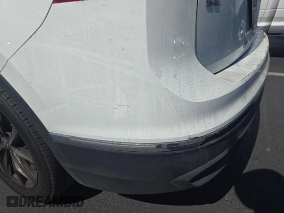 2024 Volkswagen Tiguan SE с VIN 3VV3B7AX4RM085495, выставлен на аукционе IAAI как лот 42796456 с пробегом 34 680 миль миль и . История ставок и продаж доступна на DreamBid. Изображение 23.
