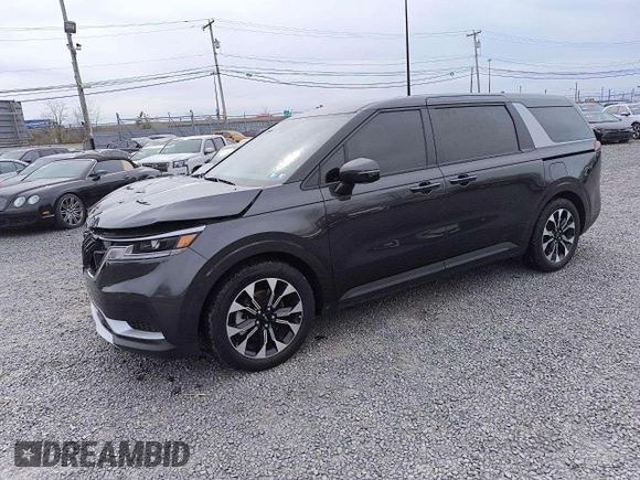 2024 Kia Carnival EX with VIN KNDNC5H31R6421390, listed as a Copart auction lot 55661565 with 18,515 mi miles and Salvage Title. Bid and sale history available at DreamBid. Image 1.