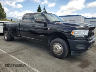 2020 Ram 3500 Tradesman z VIN 3C63RRGL4LG169632, wystawiony jako Copart lot #51488125 z przebiegiem 220 035 mil mil oraz Tytuł czysty. Historia ofert i sprzedaży dostępna na DreamBid. Obrazek 4.