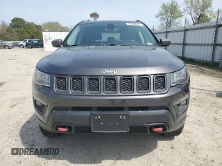 2019 Jeep Compass Trailhawk with VIN 3C4NJDDB9KT668729, listed as a Copart auction lot 51671255 with 116,398 mi miles and Clean Title. Bid and sale history available at DreamBid. Image 5.