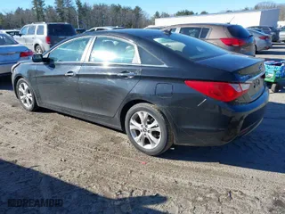 2011 Hyundai Sonata Ltd with VIN 5NPEC4AC7BH076186, listed as a IAAI auction lot 41738989 with 129,197 mi miles. Bid and sale history available at carsss.com. Image 3.