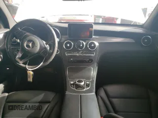 2019 Mercedes-Benz GLC with VIN WDC0J4KB1KF565029, listed as a Copart auction lot 52591042 with 22,588 mi miles. Bid and sale history available at carsss.com. Image 9.