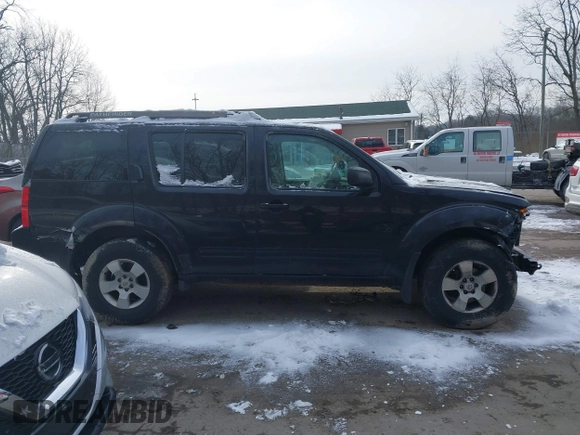 2005 Nissan Pathfinder SE with VIN 5N1AR18U85C756782, listed as a IAAI auction lot 41278886 with 209,555 mi miles. Bid and sale history available at carsss.com. Image 14.