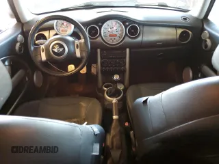2003 MINI Hardtop S with VIN WMWRE33423TD59829, listed as a Copart auction lot 51691785 with 124,612 mi miles and Salvage Title. Bid and sale history available at DreamBid. Image 8.