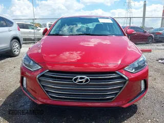 2017 Hyundai Elantra SE z VIN 5NPD84LF8HH070796, wystawiony jako IAAI lot #42366050 z przebiegiem 47 875 mil mil oraz . Historia ofert i sprzedaży dostępna na DreamBid. Obrazek 12.