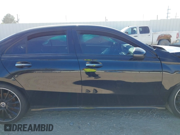 2021 Mercedes-Benz A 220 with VIN W1K3G4EB4MJ304187, listed as a IAAI auction lot 41112682 with 49,468 mi miles and . Bid and sale history available at DreamBid. Image 13.