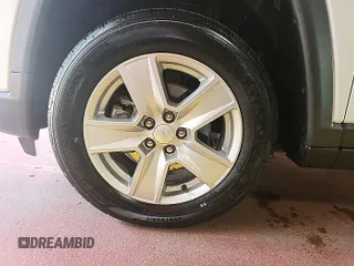 2022 Jeep Compass Latitude с VIN 3C4NJDBB9NT205917, выставлен на аукционе IAAI как лот 42621255 с пробегом 15 841 миль миль и . История ставок и продаж доступна на DreamBid. Изображение 18.