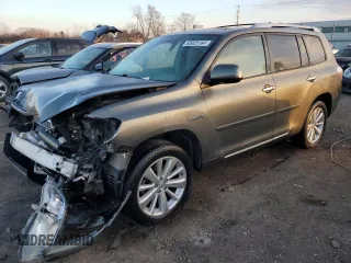 2009 Toyota Highlander Hybrid with VIN JTEEW41A492035706, listed as a Copart auction lot 83025164 with 245,728 mi miles and Salvage Title. Bid and sale history available at carsss.com. Image 1.
