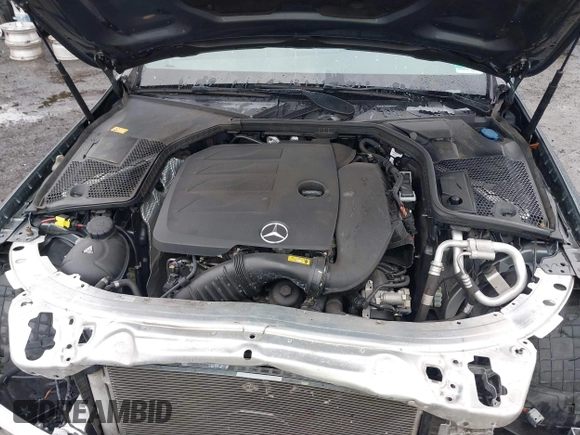 2019 Mercedes-Benz C 300 z VIN 55SWF8EBXKU291272, wystawiony jako IAAI lot #41976071 z przebiegiem 59 100 mil mil oraz . Historia ofert i sprzedaży dostępna na DreamBid. Obrazek 10.