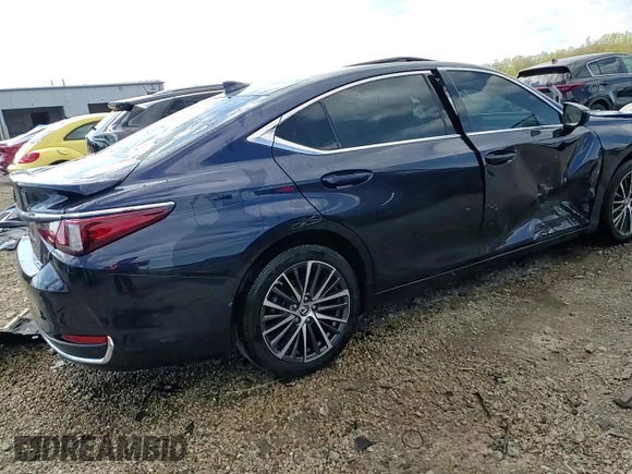 2022 Lexus ES 250 z VIN 58AD11D16NU008728, wystawiony jako Copart lot #55616315 z przebiegiem 92 857 mil mil oraz Szkoda całkowita • Salvage title. Historia ofert i sprzedaży dostępna na DreamBid. Obrazek 13.