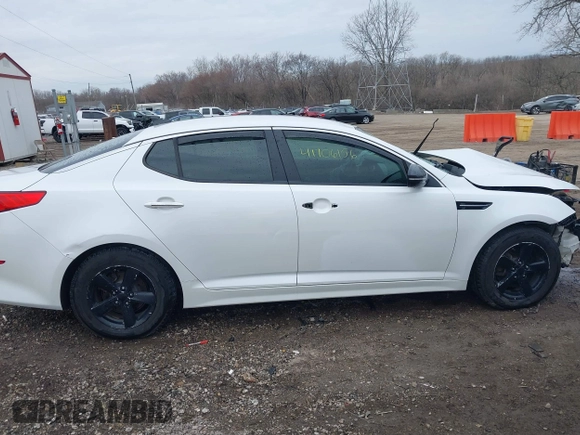 2015 Kia Optima LX with VIN KNAGM4A72F5654352, listed as a IAAI auction lot 41706156 with 119,000 mi miles. Bid and sale history available at carsss.com. Image 14.