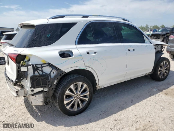 2021 Mercedes-Benz GLE with VIN 4JGFB4KB5MA270556, listed as a Copart auction lot 53721125 with 25,824 mi miles and Salvage Title. Bid and sale history available at carsss.com. Image 3.