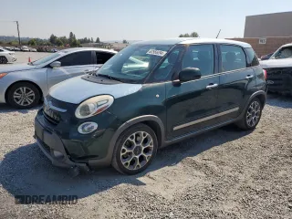 2014 FIAT 500L Trekking with VIN ZFBCFADH4EZ010196, listed as a Copart auction lot 62566094 with 128,519 mi miles and Salvage Title. Bid and sale history available at carsss.com. Image 1.