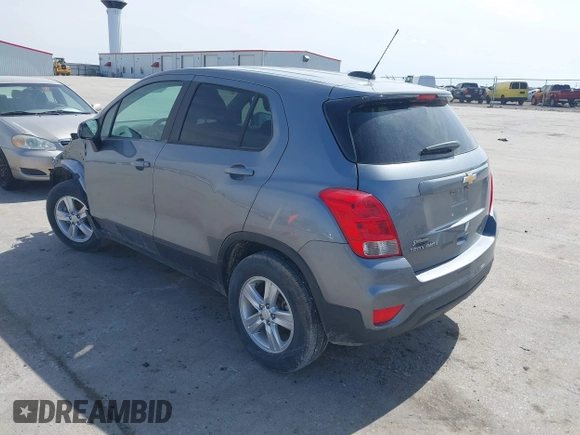 2020 Chevrolet Trax LS with VIN 3GNCJNSB6LL208534, listed as a IAAI auction lot 41923764 with 88,009 mi miles. Bid and sale history available at carsss.com. Image 3.