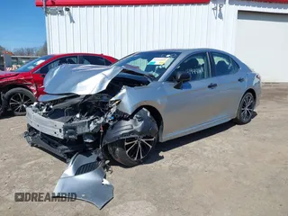 2018 Toyota Camry LE with VIN JTNB11HK5J3024114, listed as a IAAI auction lot 41922818 with 96,348 mi miles. Bid and sale history available at carsss.com. Image 18.