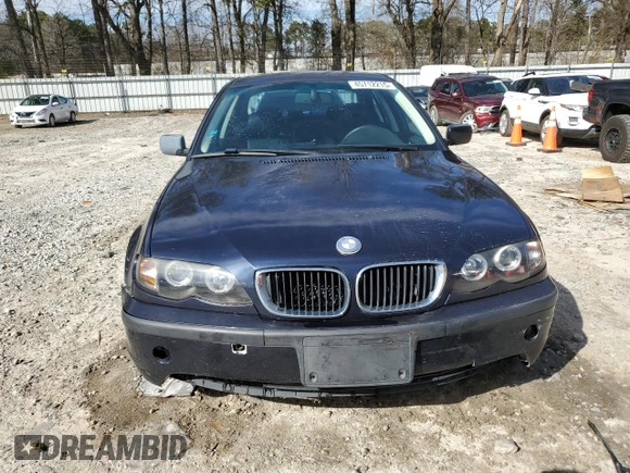 2002 BMW 3 Series 325i with VIN WBAET37432NJ18618, listed as a Copart auction lot 45712215 with 204,462 mi miles and Salvage Title. Bid and sale history available at carsss.com. Image 5.