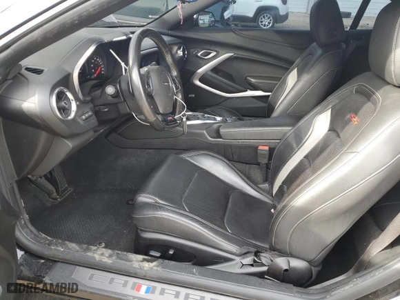 2019 Chevrolet Camaro 2SS with VIN 1G1FH3D7XK0141052, listed as a Copart auction lot 82774954 with 45,095 mi miles and Salvage Title. Bid and sale history available at carsss.com. Image 7.