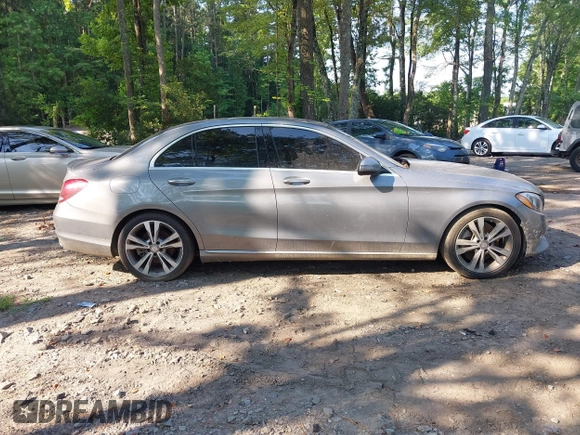 2016 Mercedes-Benz C 300 with VIN WDDWF4JBXGR155652, listed as a IAAI auction lot 42685591 with 88,712 mi miles and . Bid and sale history available at DreamBid. Image 12.