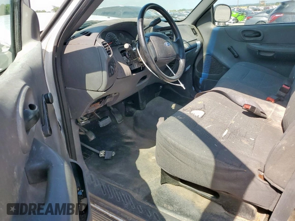 2003 Ford F-150 XL z VIN 1FTRF17263NB24929, wystawiony jako Copart lot #65346085 z przebiegiem 203 401 mil mil oraz Czysty tytuł • Clean title. Historia ofert i sprzedaży dostępna na DreamBid. Obrazek 8.