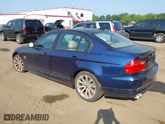 2011 BMW 3 Series 328i xDrive with VIN WBAPK5G59BNN28579, listed as a IAAI auction lot 42497530 with 67,705 mi miles and . Bid and sale history available at DreamBid. Image 3.