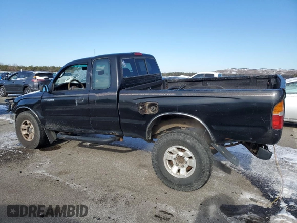 1996 Toyota Tacoma z VIN 4TAWM72N8TZ183580, wystawiony jako Copart lot #42058255 z przebiegiem 271 645 mil mil oraz Szkoda całkowita • Salvage title. Historia ofert i sprzedaży dostępna na DreamBid. Obrazek 2.