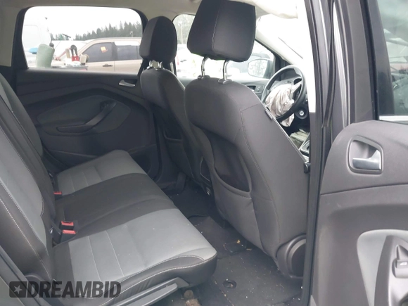 2013 Ford Escape SE with VIN 1FMCU9G92DUA54761, listed as a IAAI auction lot 41105062 with 131,767 mi miles. Bid and sale history available at carsss.com. Image 8.