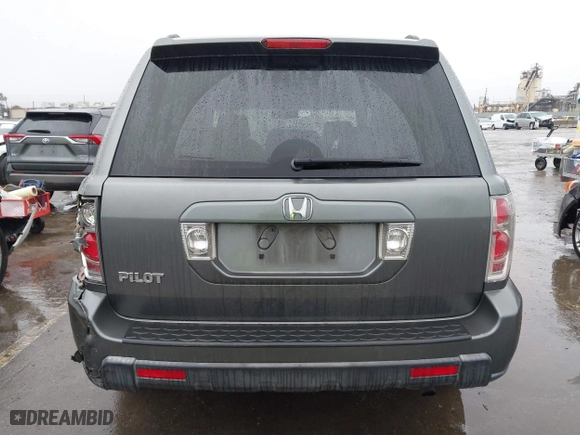 2007 Honda Pilot EX-L with VIN 5FNYF28617B024003, listed as a IAAI auction lot 41479218 with 201,868 mi miles. Bid and sale history available at carsss.com. Image 16.