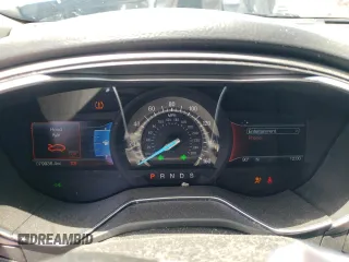 2017 Ford Fusion SE with VIN 3FA6P0HDXHR410660, listed as a Copart auction lot 64426135 with 79,936 mi miles and Salvage title. Bid and sale history available at DreamBid. Image 9.