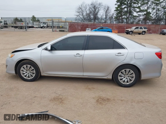 2012 Toyota Camry L with VIN 4T4BF1FK4CR185366, listed as a IAAI auction lot 41533830 with 172,192 mi miles. Bid and sale history available at carsss.com. Image 15.